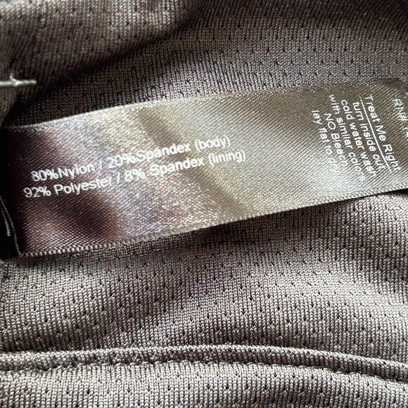 Haute Body Sports Bra XS Silver Metallic Zip Front Straps Athleisure Revolve NWT - Picture 10 of 10